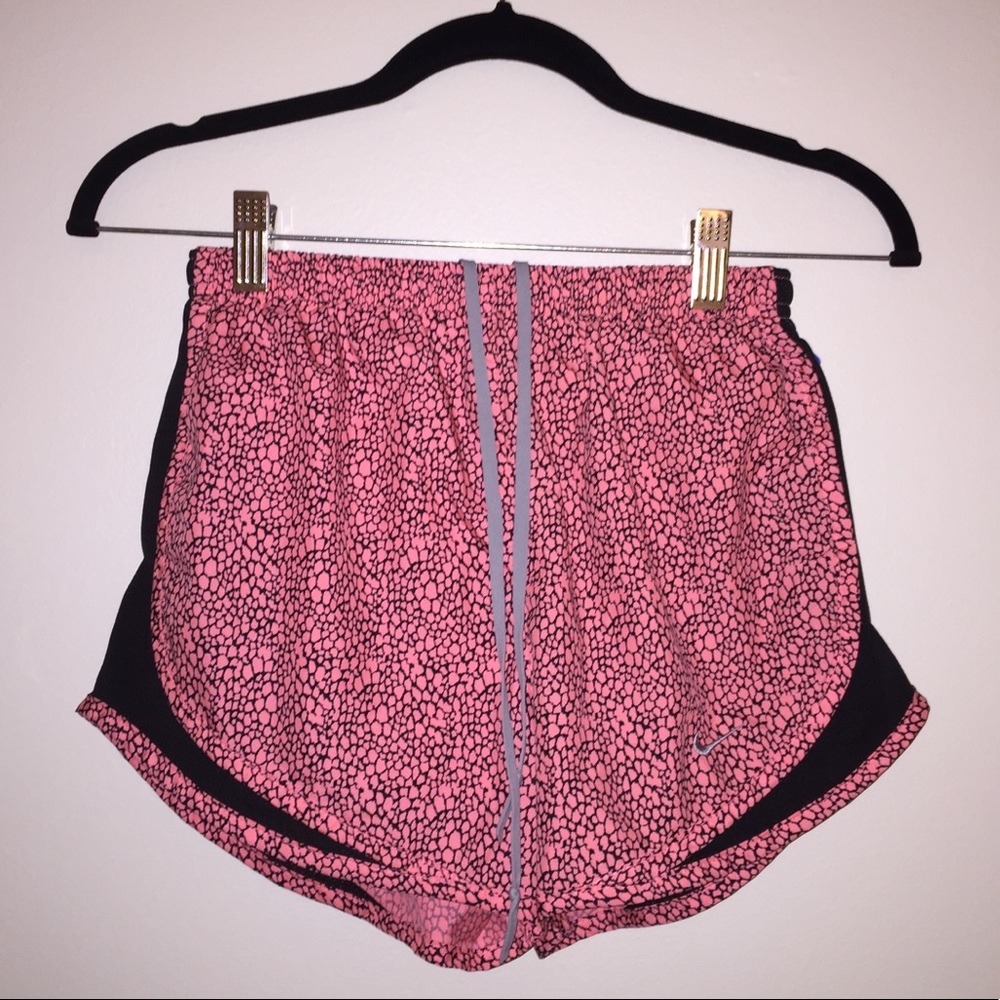 Nike Dri-Fit Salmon Tempo Running Shorts XS
